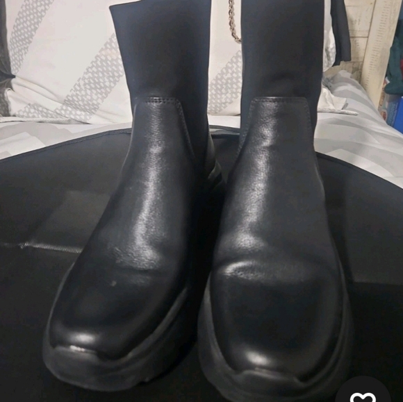 Naturalizer Black Stretch Ankle Boots Square Toe Comfort Size 7.5 - Picture 5 of 5